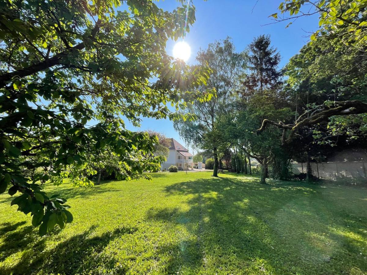 Villa De La Roseraie Rully  Kültér fotó